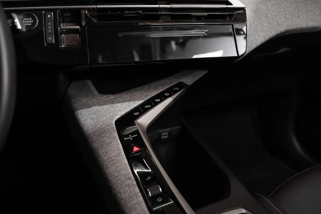 peugeot-5008-2025-gasolina-1199cc