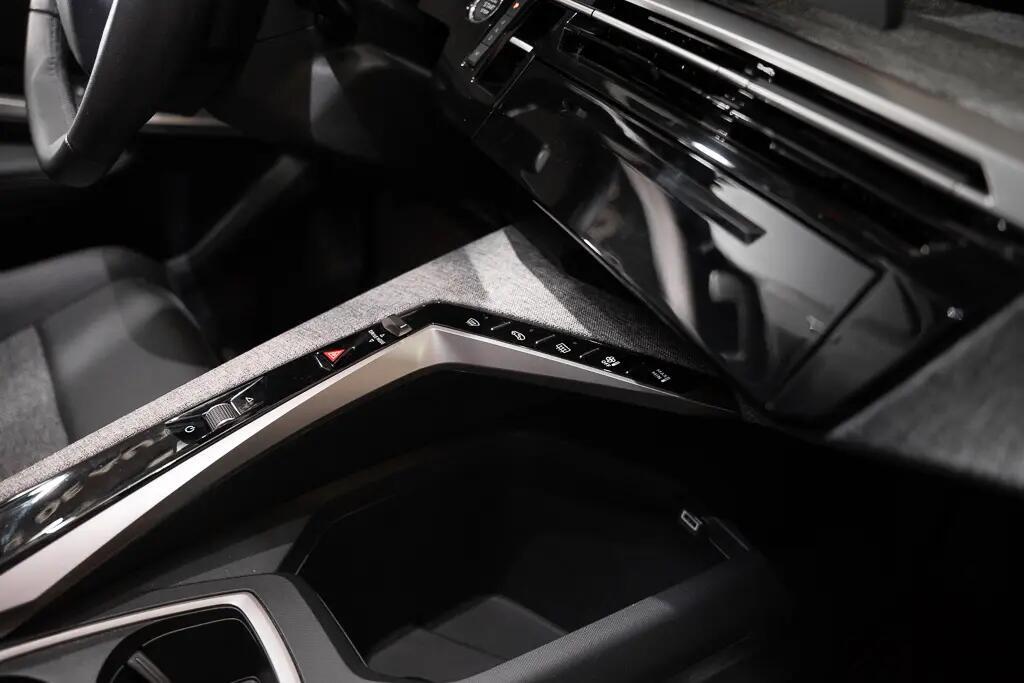 peugeot-5008-2025-gasolina-1199cc