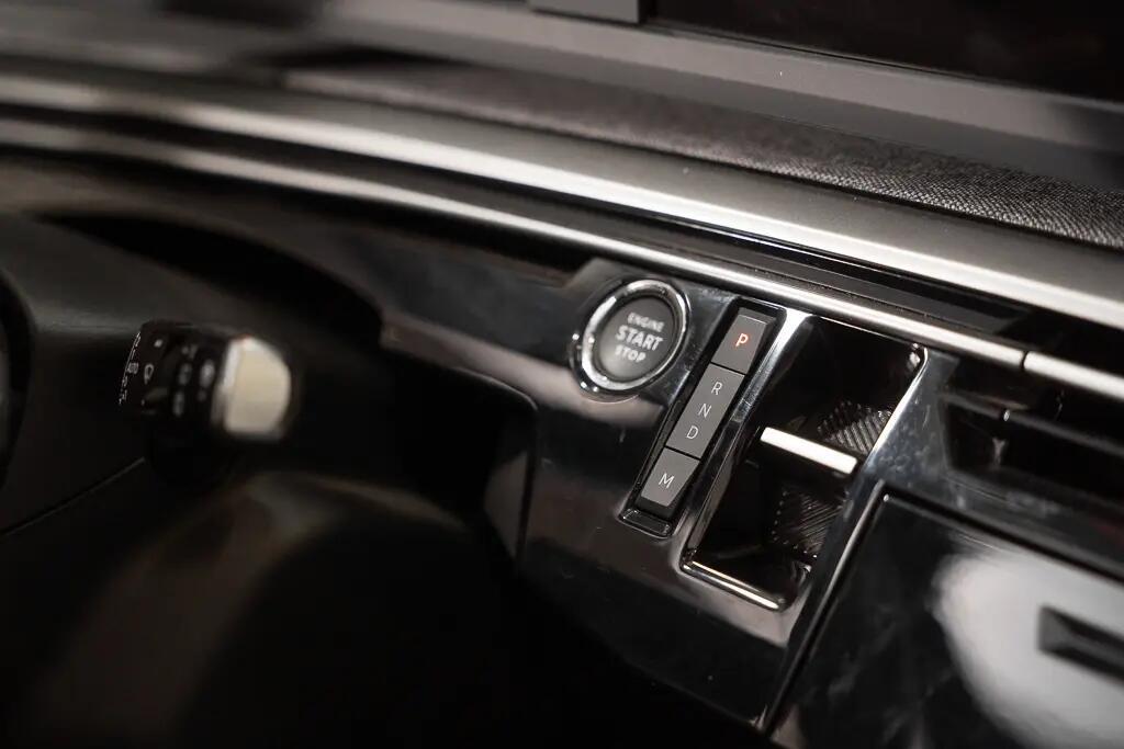 peugeot-5008-2025-gasolina-1199cc