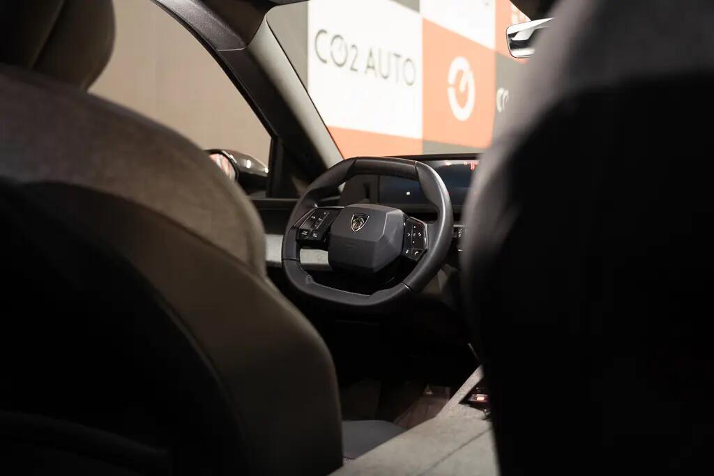 peugeot-5008-2025-gasolina-1199cc