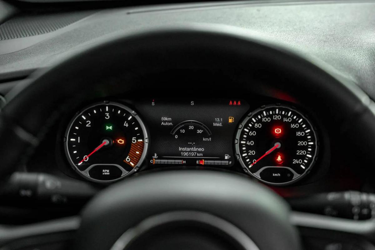 jeep-renegade-2018-diesel-1598cc