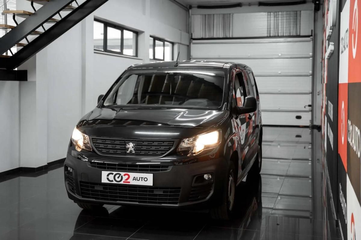 peugeot-partner-2023-diesel-1499cc