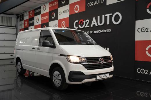 volkswagen-transporter-2023-diesel-1968cc
