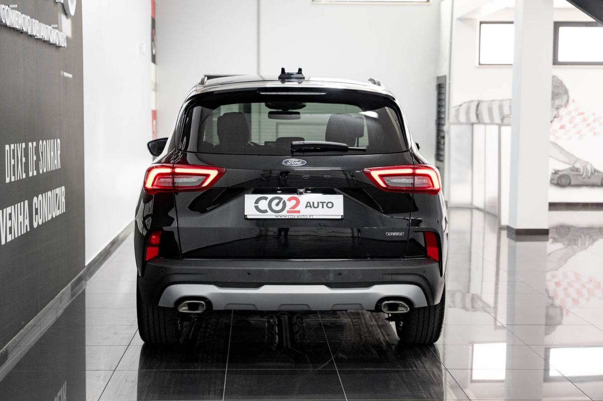 ford-kuga-2025-hibrido-a-gasolina-2488cc