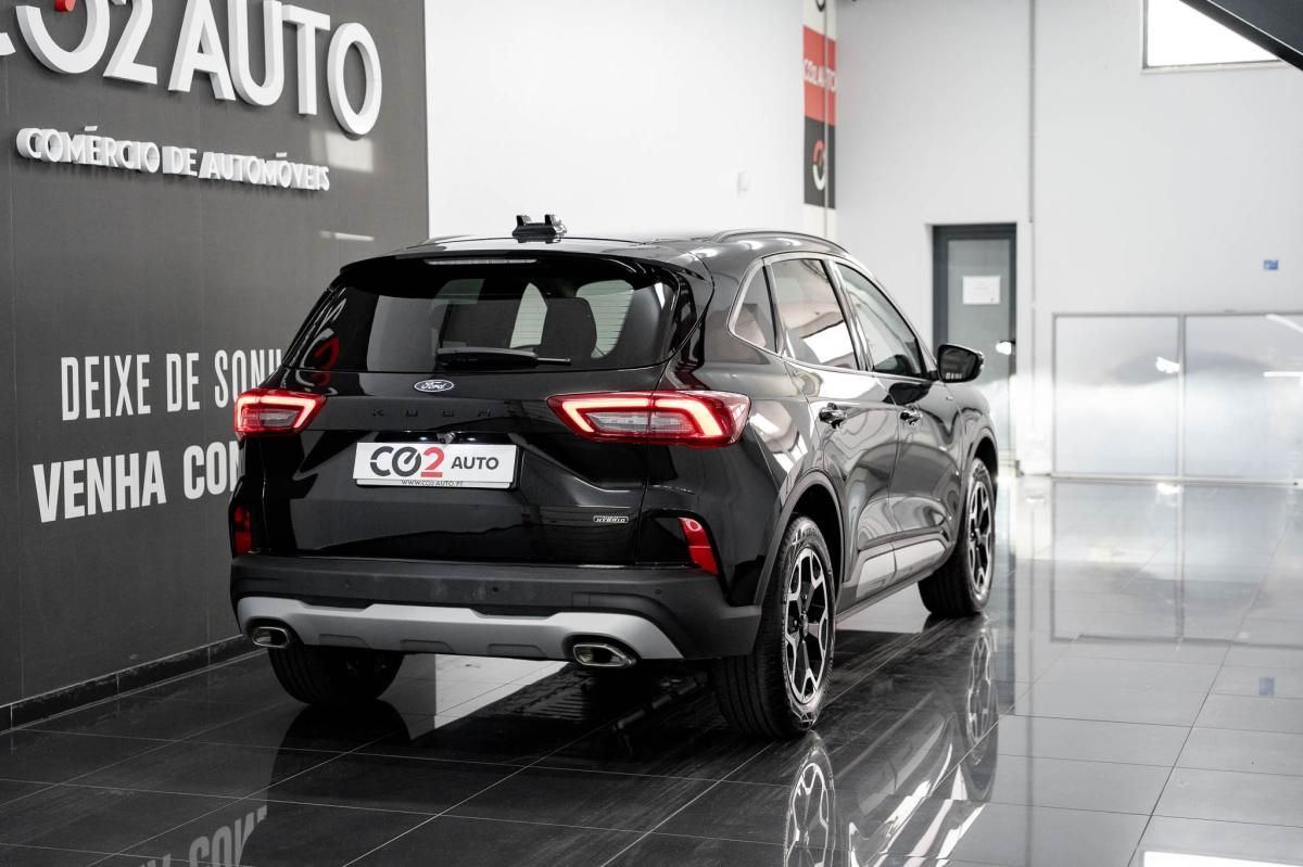 ford-kuga-2025-hibrido-a-gasolina-2488cc