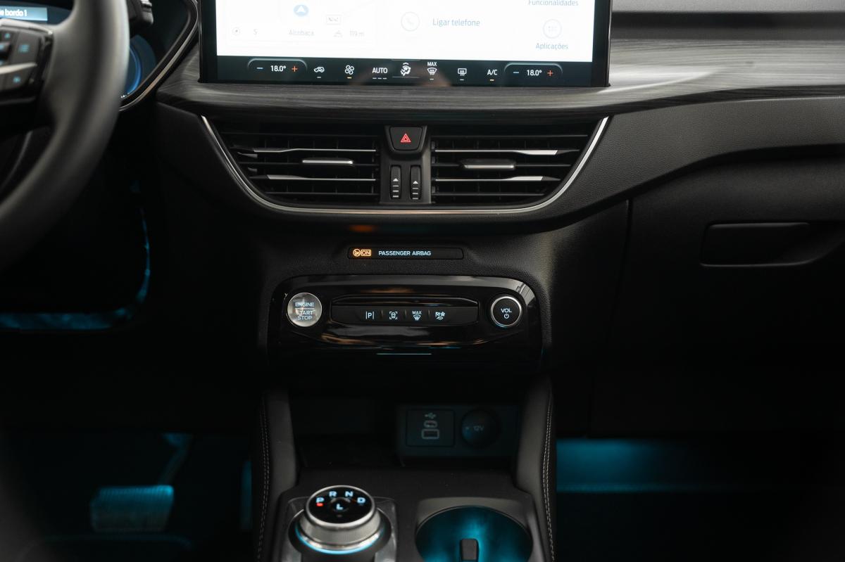 ford-kuga-2025-hibrido-a-gasolina-2488cc