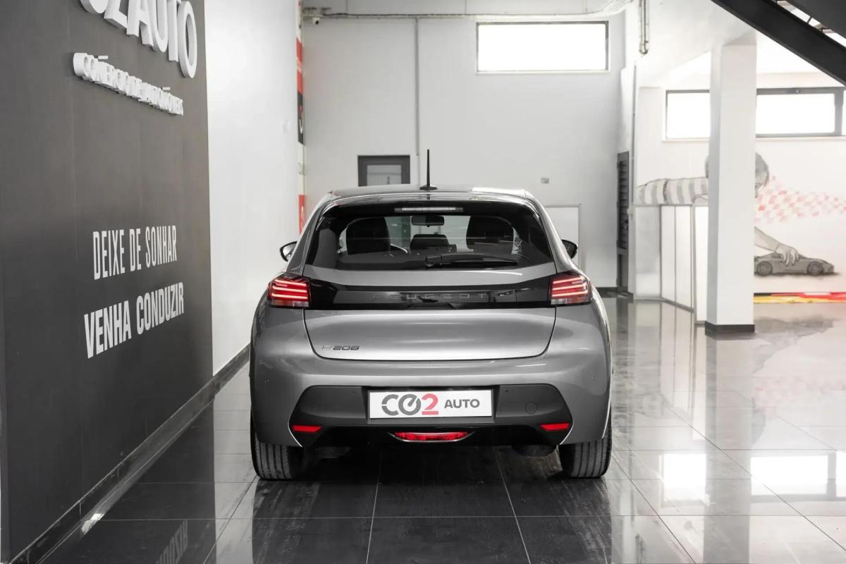 peugeot-e-208-2024-eletrico-0cc