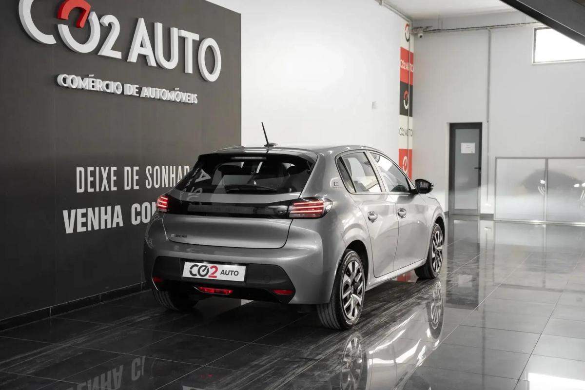 peugeot-e-208-2024-eletrico-0cc