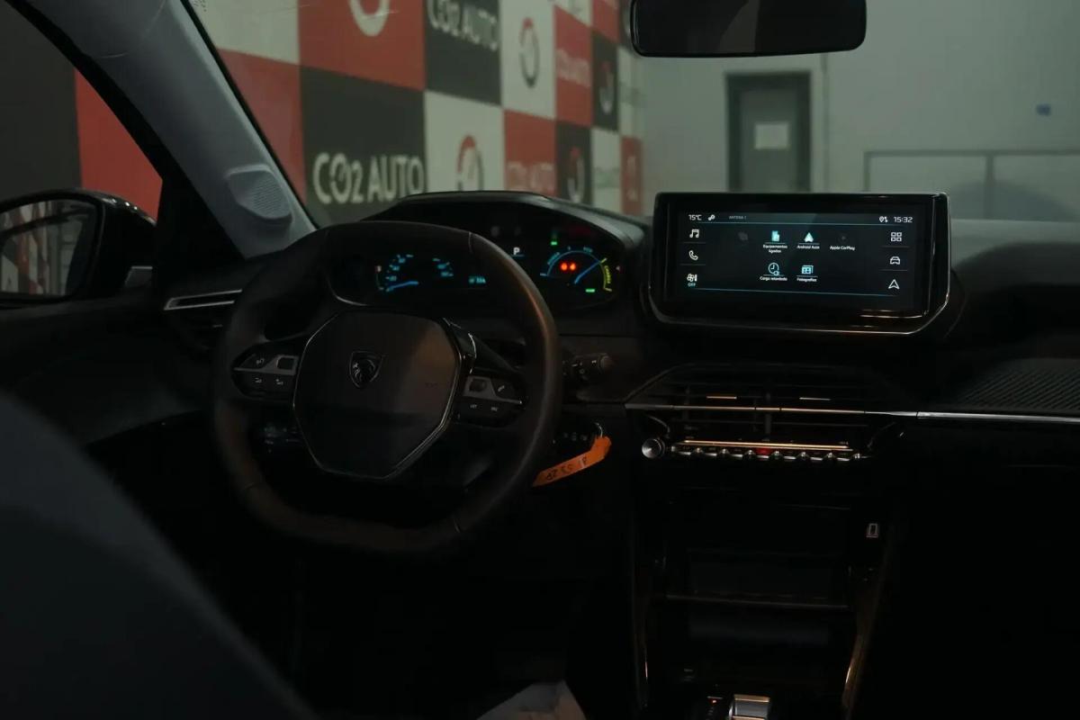 peugeot-e-208-2024-eletrico-0cc