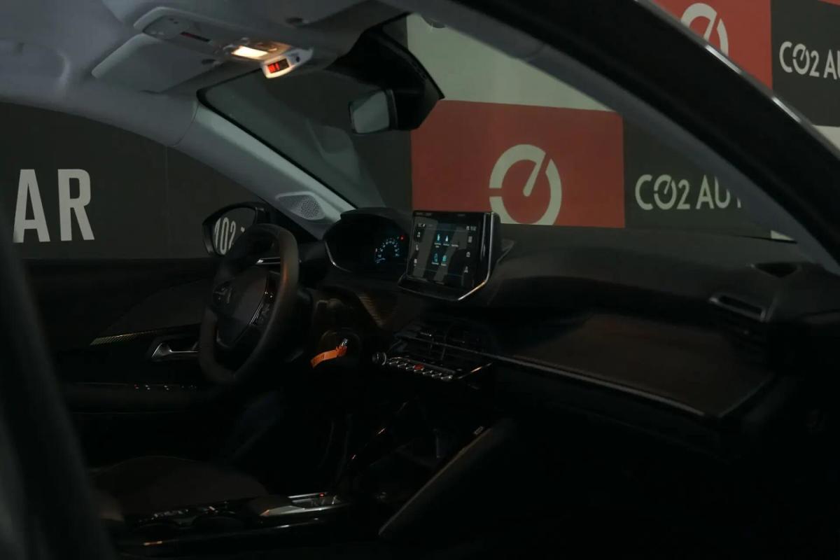 peugeot-e-208-2024-eletrico-0cc