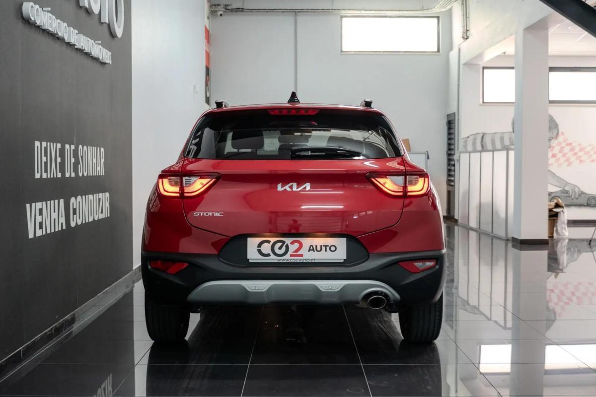 kia-stonic-2025-gasolina-1197cc