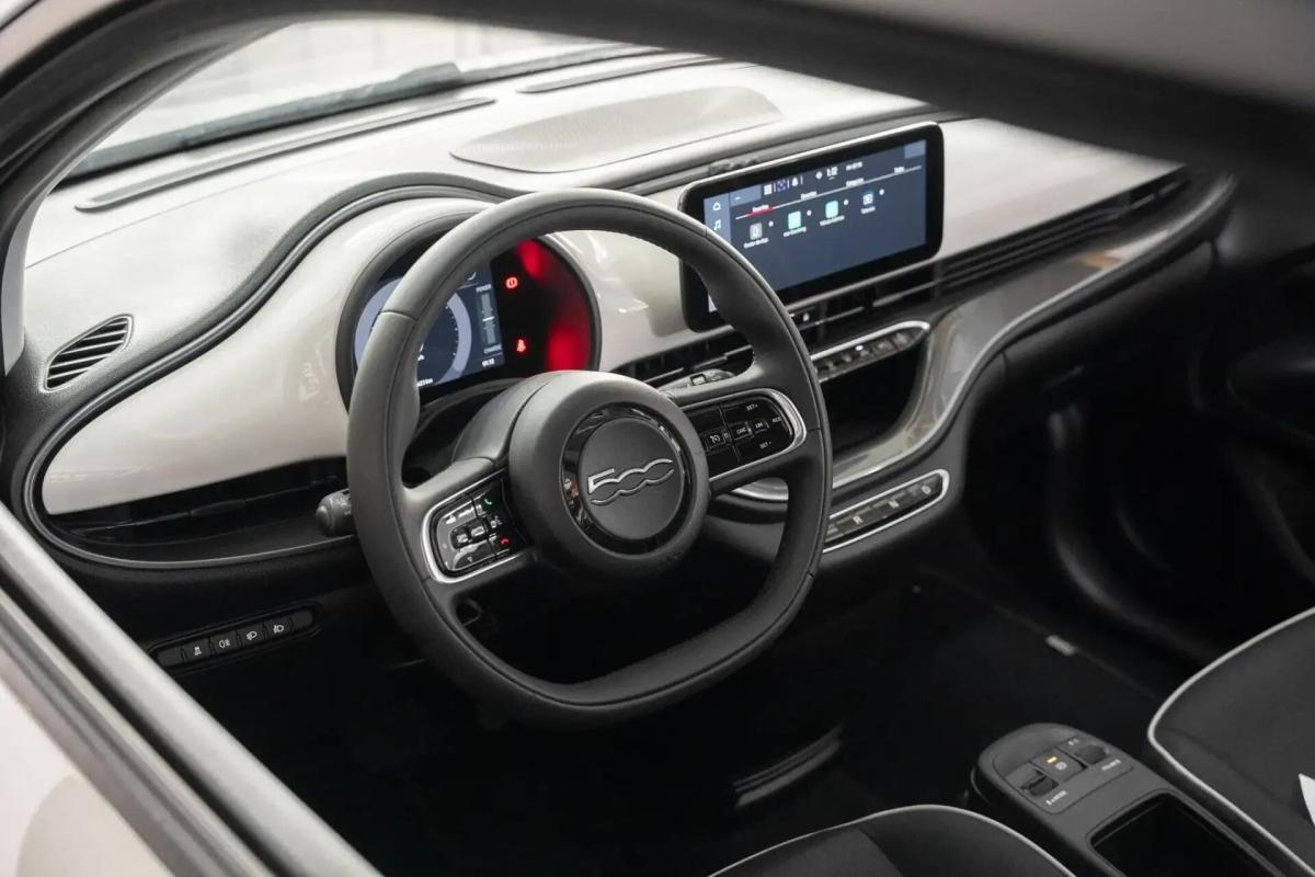 fiat-500c-2024-eletrico-0cc