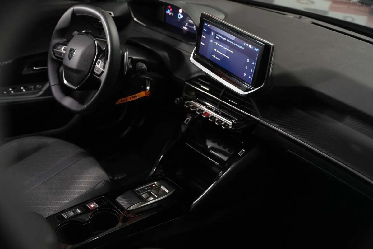 peugeot-2008-2025-gasolina-1199cc