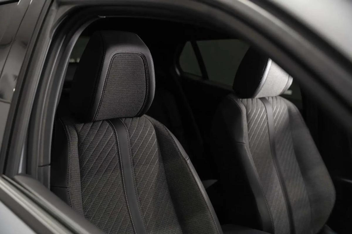 peugeot-2008-2025-gasolina-1199cc
