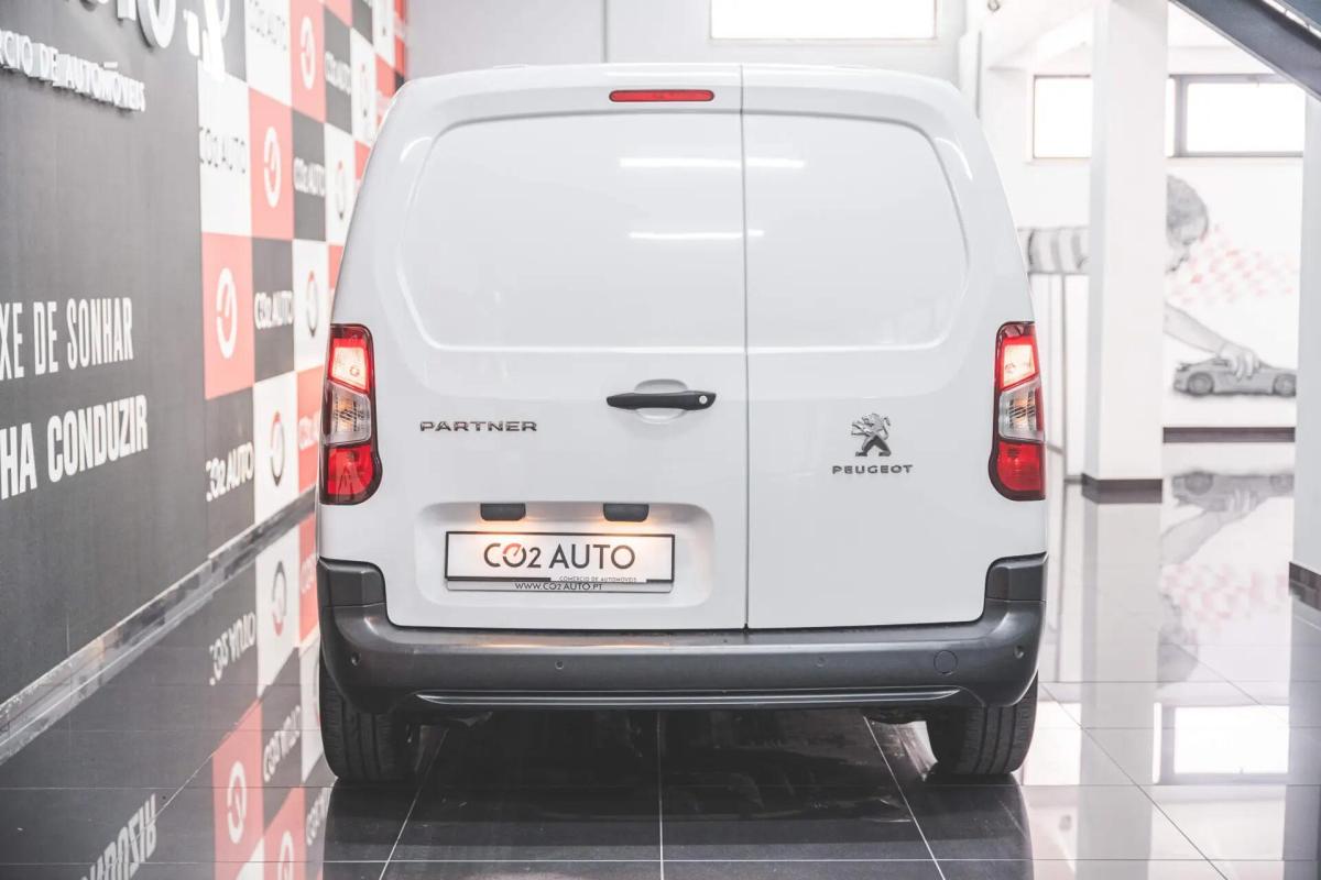 peugeot-partner-2023-diesel-1499cc