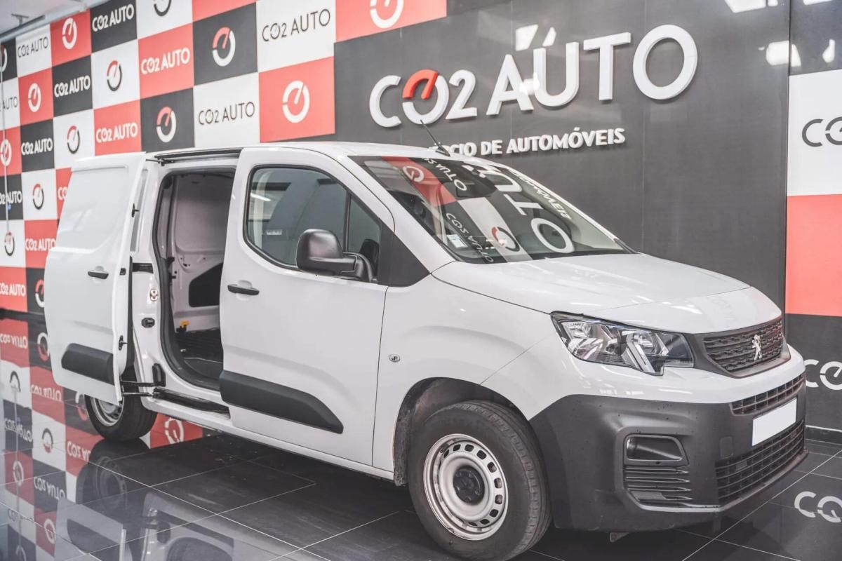 peugeot-partner-2023-diesel-1499cc
