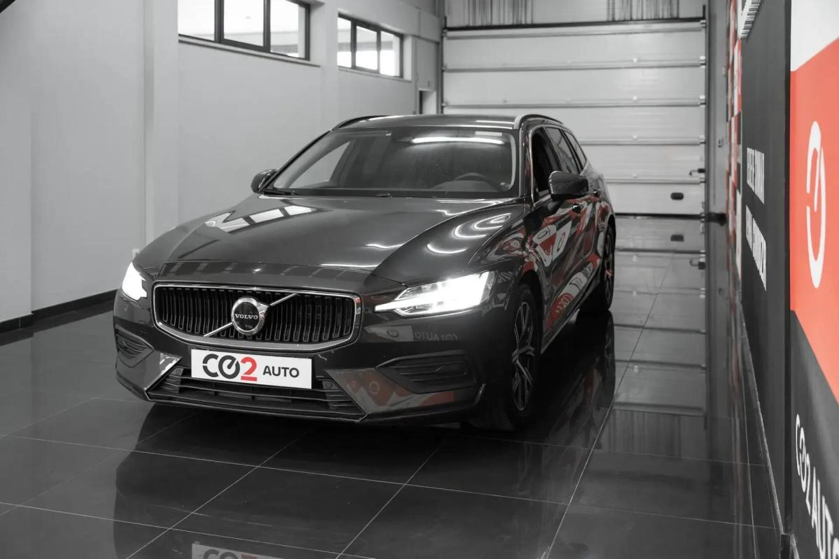 volvo-v60-2022-diesel-1969cc