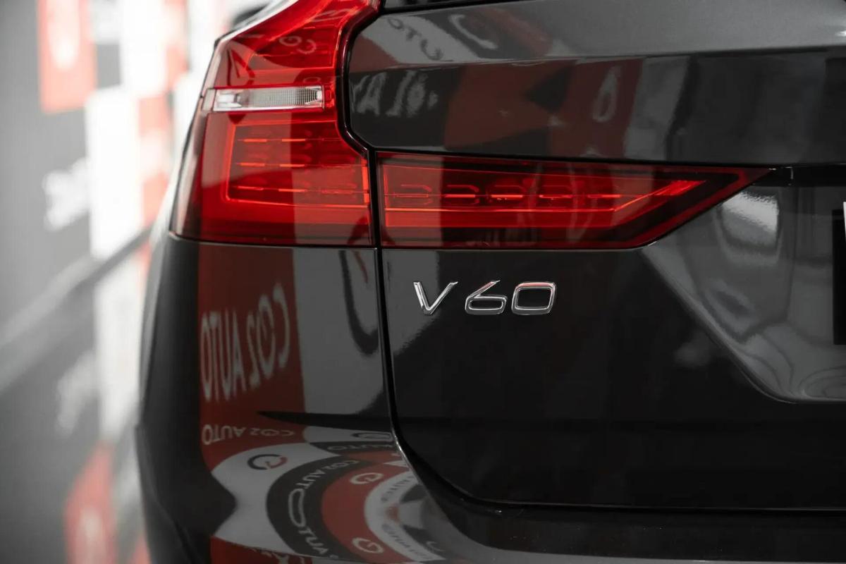 volvo-v60-2022-diesel-1969cc