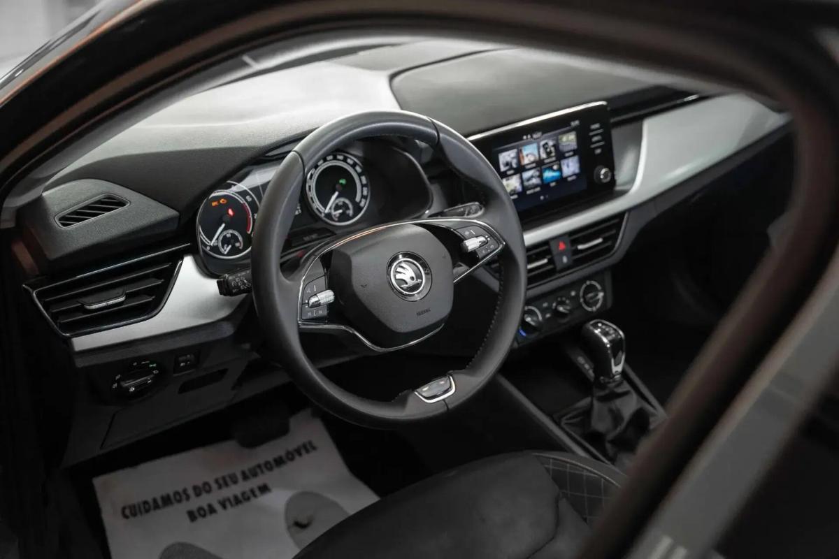 skoda-scala-2023-gasolina-999cc