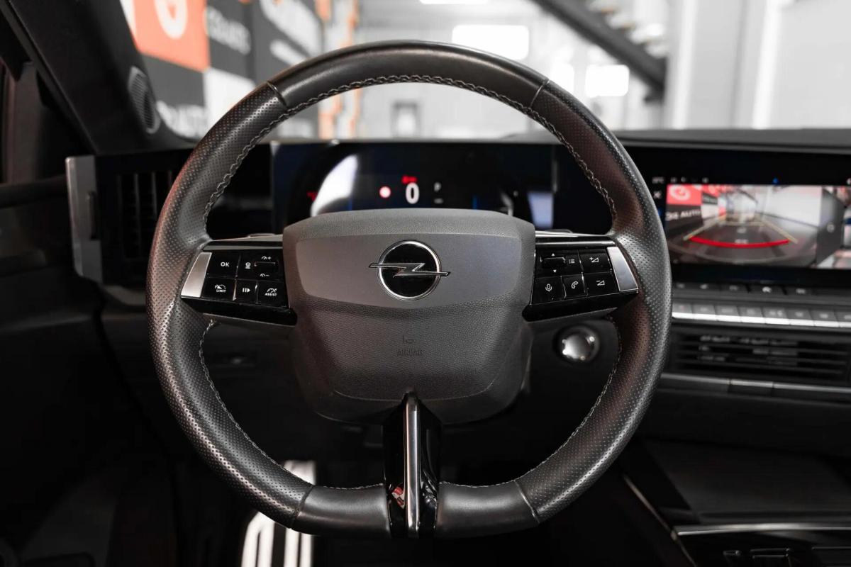 opel-astra-2024-hibrido-a-gasolina-1598cc