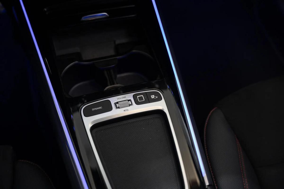 mercedes-benz-gla-2025-hibrido-a-gasolina-1332cc