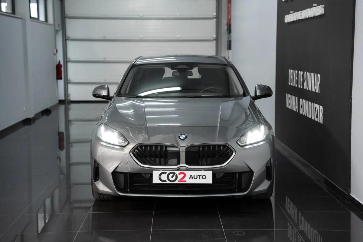 bmw-serie-1-2025-gasolina-1499cc