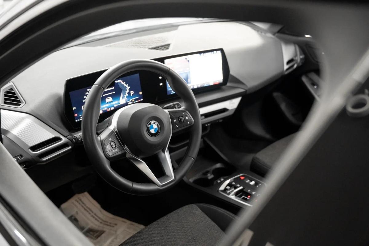 bmw-serie-1-2025-gasolina-1499cc