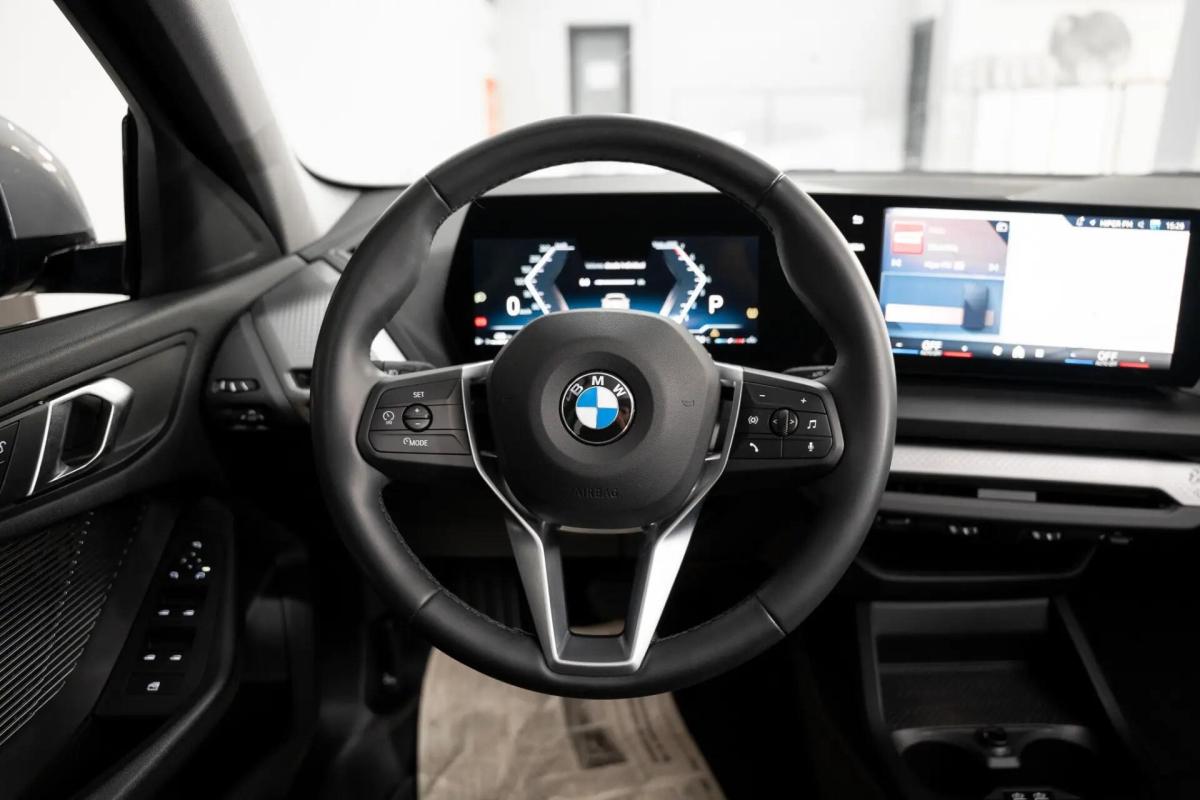 bmw-serie-1-2025-gasolina-1499cc