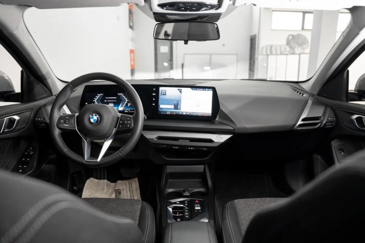 bmw-serie-1-2025-gasolina-1499cc