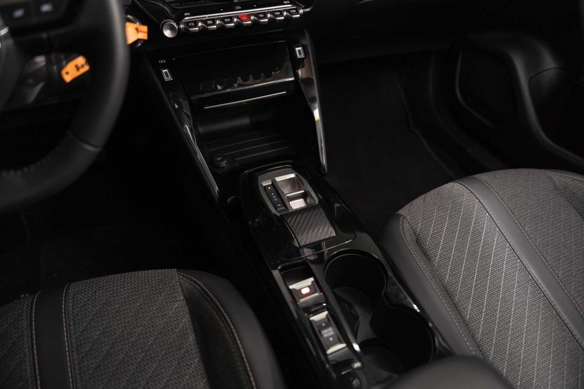 peugeot-2008-2025-gasolina-1199cc