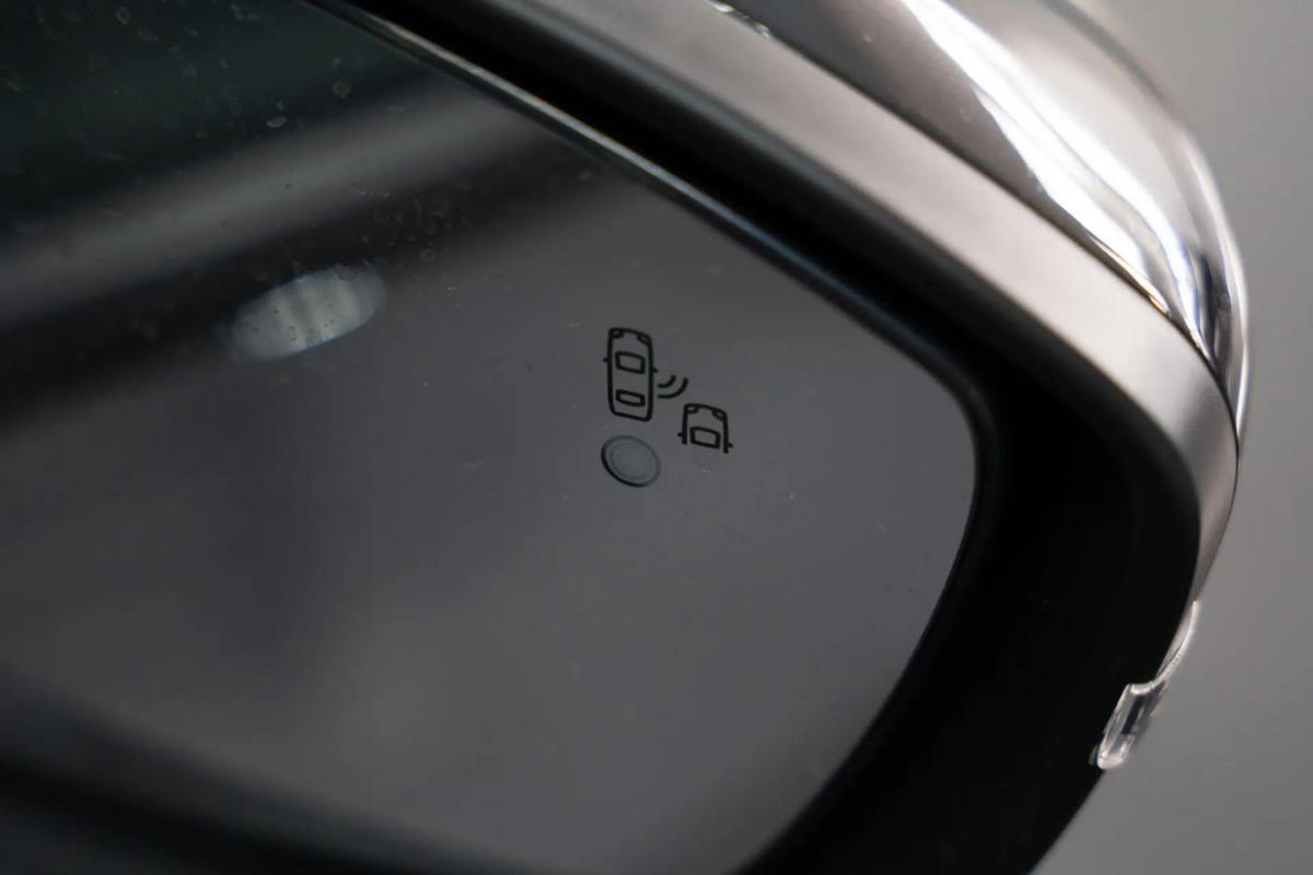 peugeot-208-2024-gasolina-1199cc