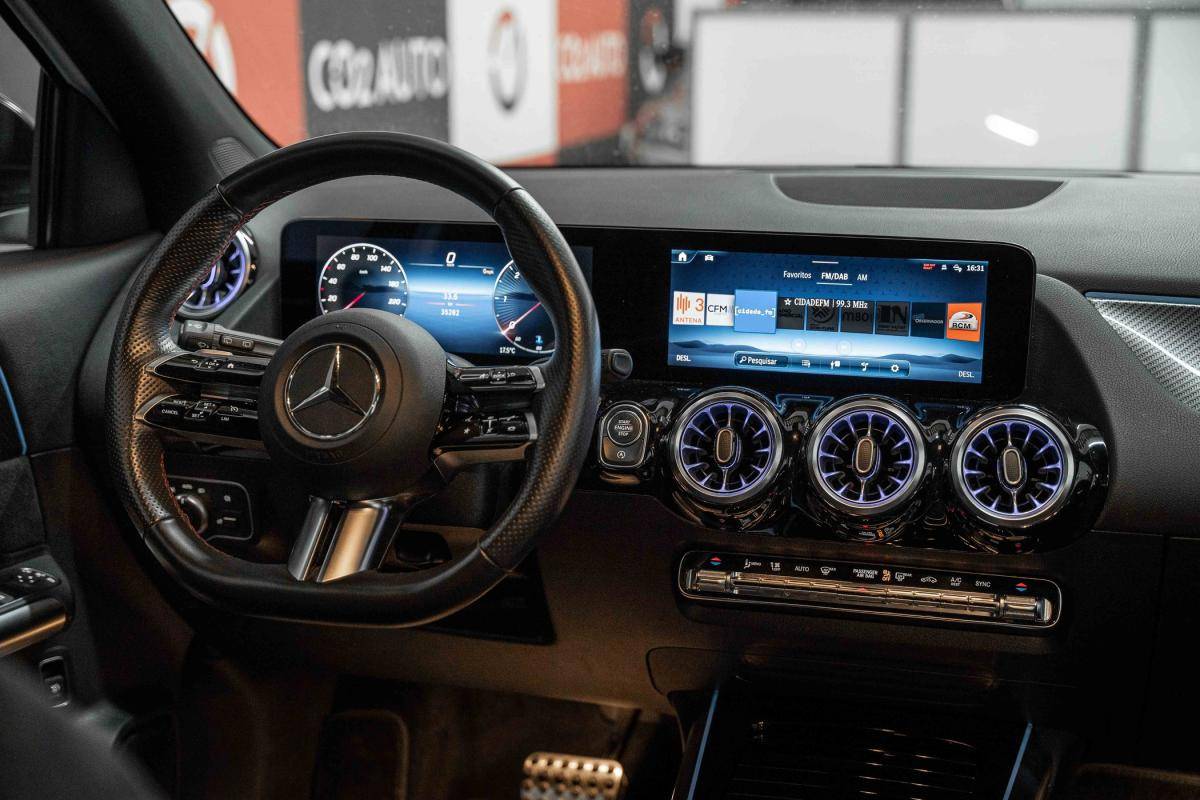 mercedes-benz-gla-2023-diesel-1950cc