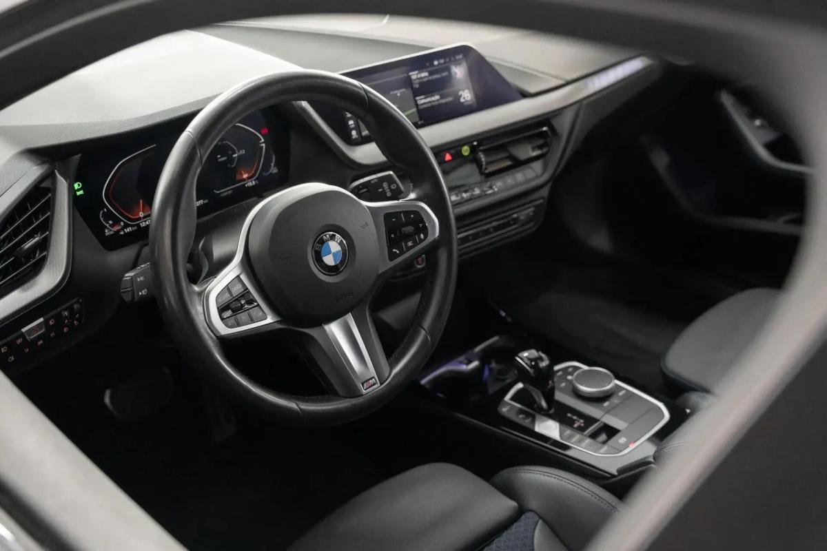bmw-serie-1-116-2024-diesel-1496cc