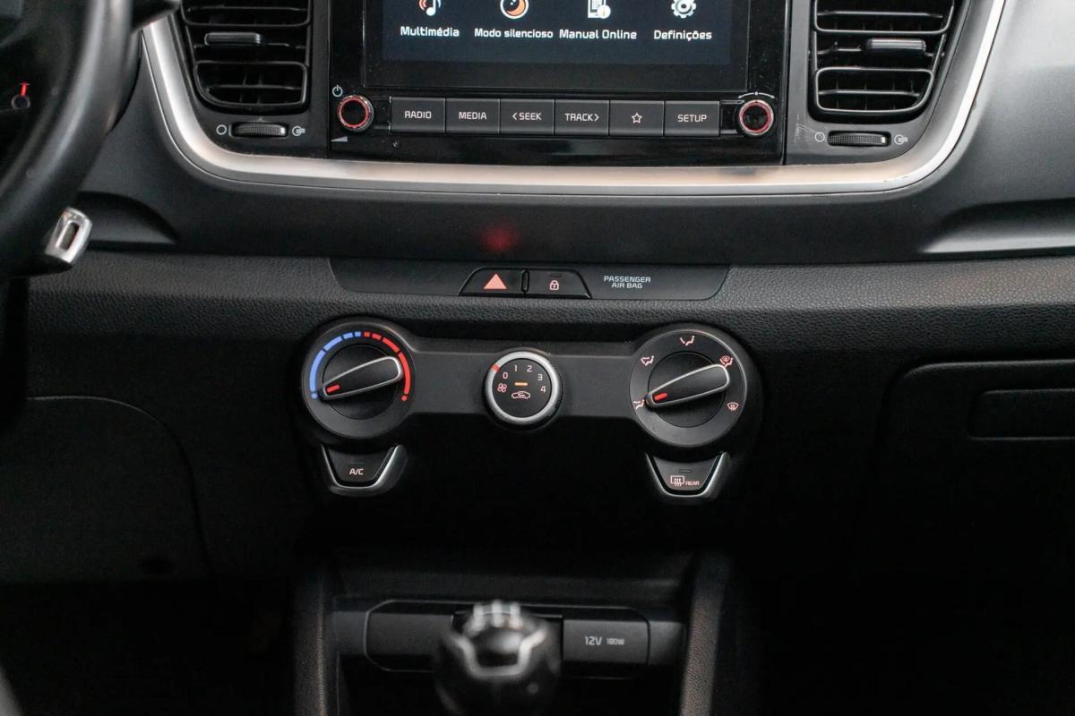 kia-stonic-2022-gasolina-1197cc