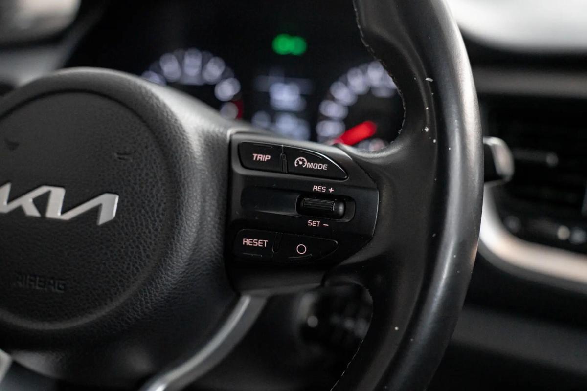 kia-stonic-2022-gasolina-1197cc
