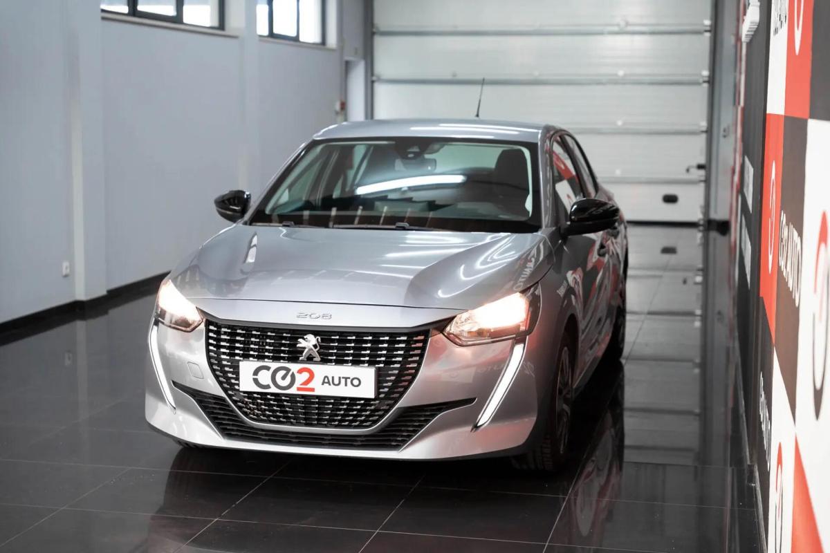 peugeot-208-2023-diesel-1499cc