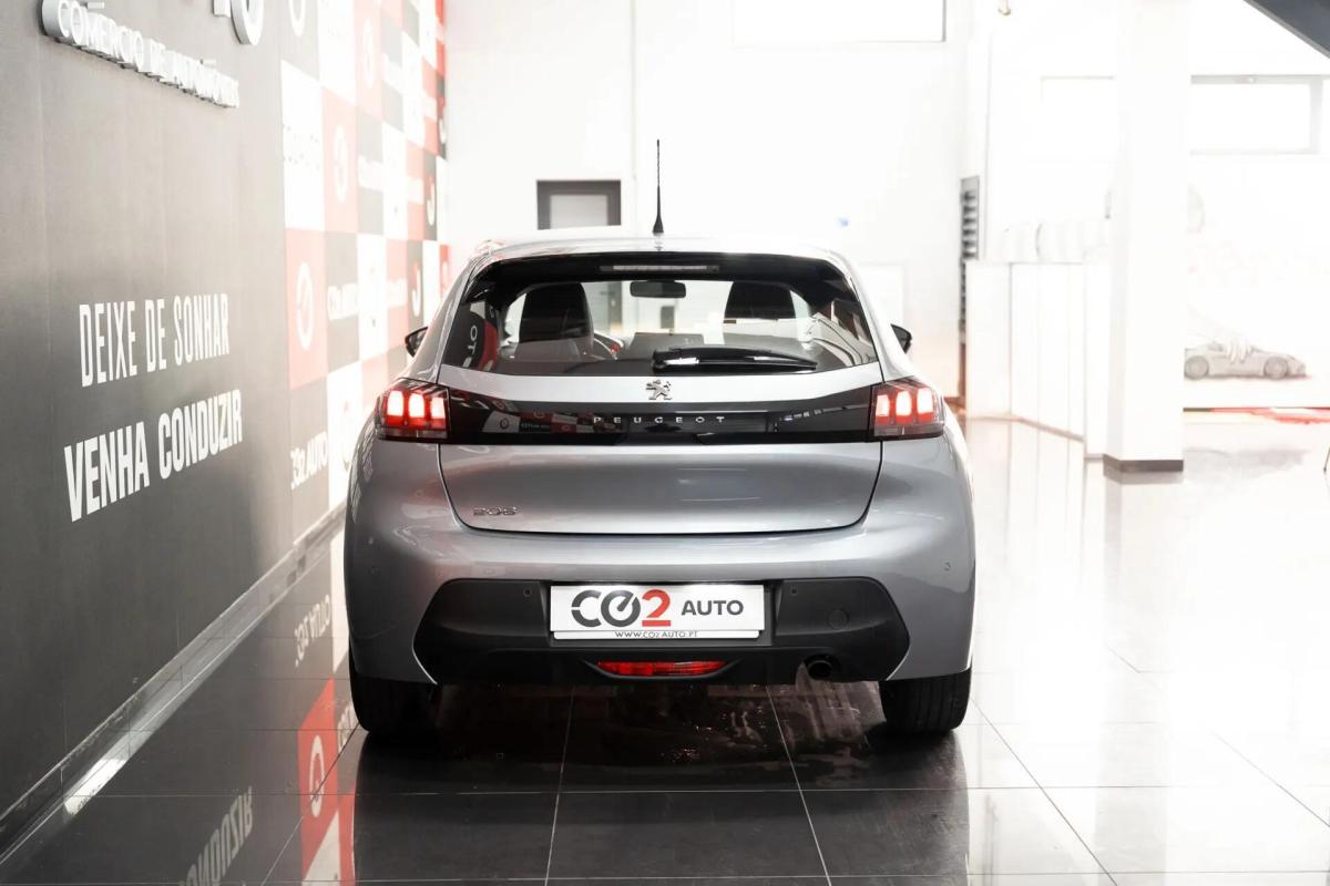 peugeot-208-2023-diesel-1499cc