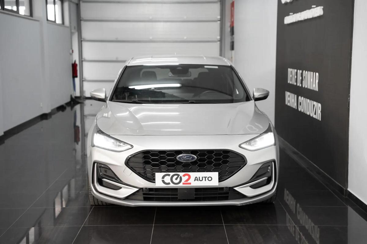 ford-focus-2024-gasolina-998cc