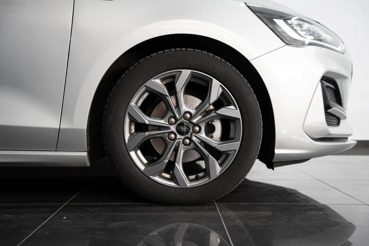 ford-focus-2024-gasolina-998cc