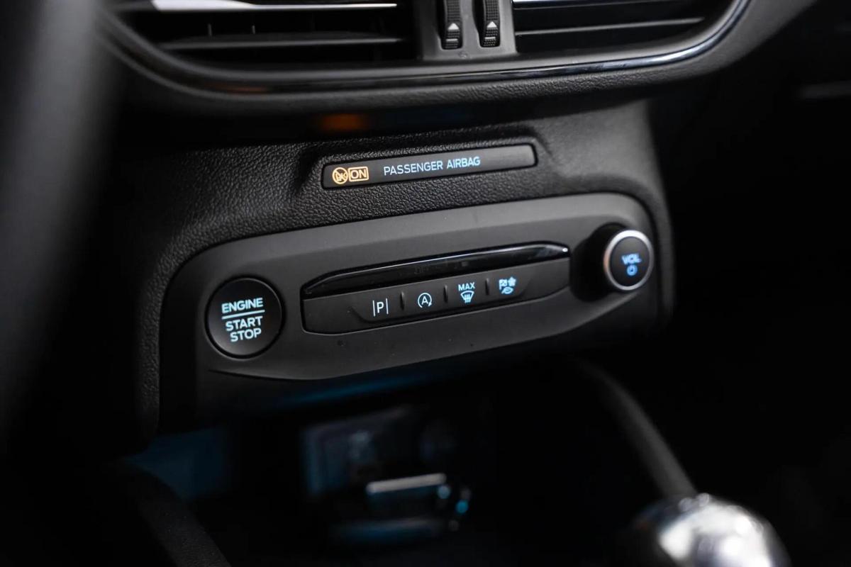 ford-focus-2024-gasolina-998cc