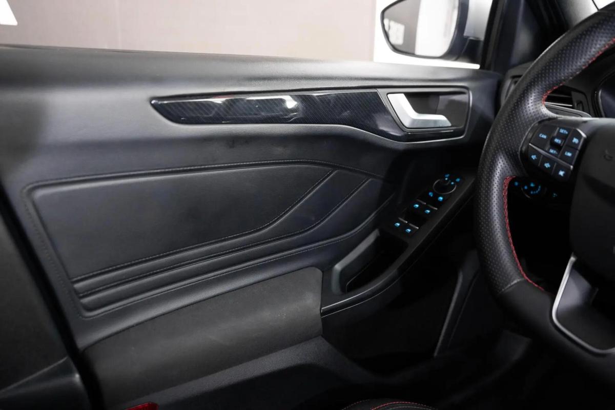 ford-focus-2024-gasolina-998cc