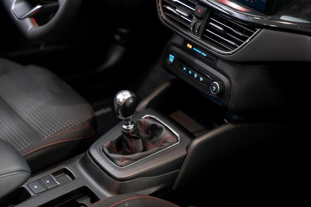 ford-focus-2024-gasolina-998cc