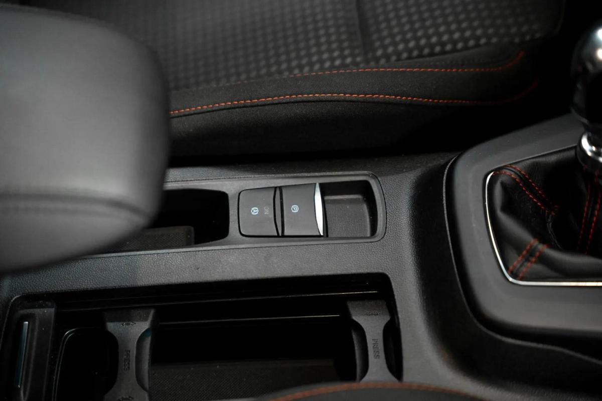 ford-focus-2024-gasolina-998cc