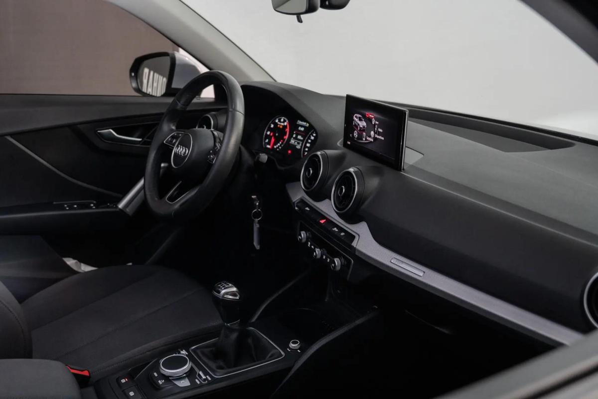 audi-q2-2023-gasolina-999cc