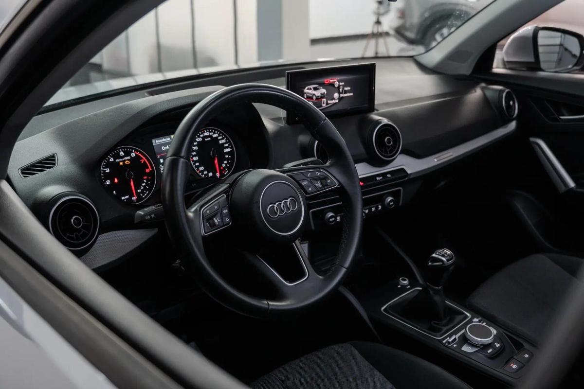 audi-q2-2023-gasolina-999cc