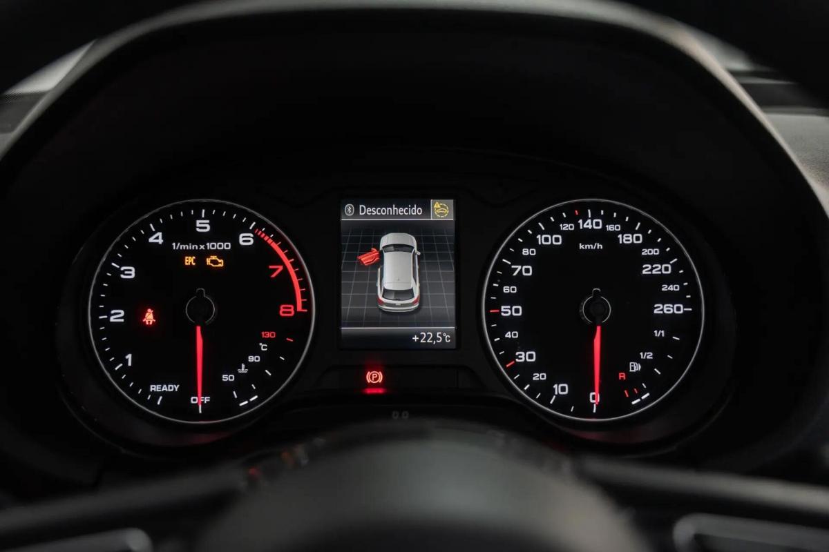 audi-q2-2023-gasolina-999cc