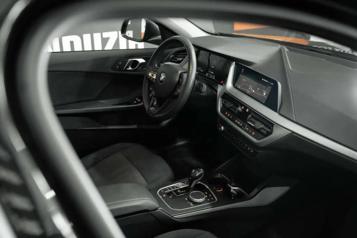 bmw-serie-1-116i-2024-gasolina-1499cc