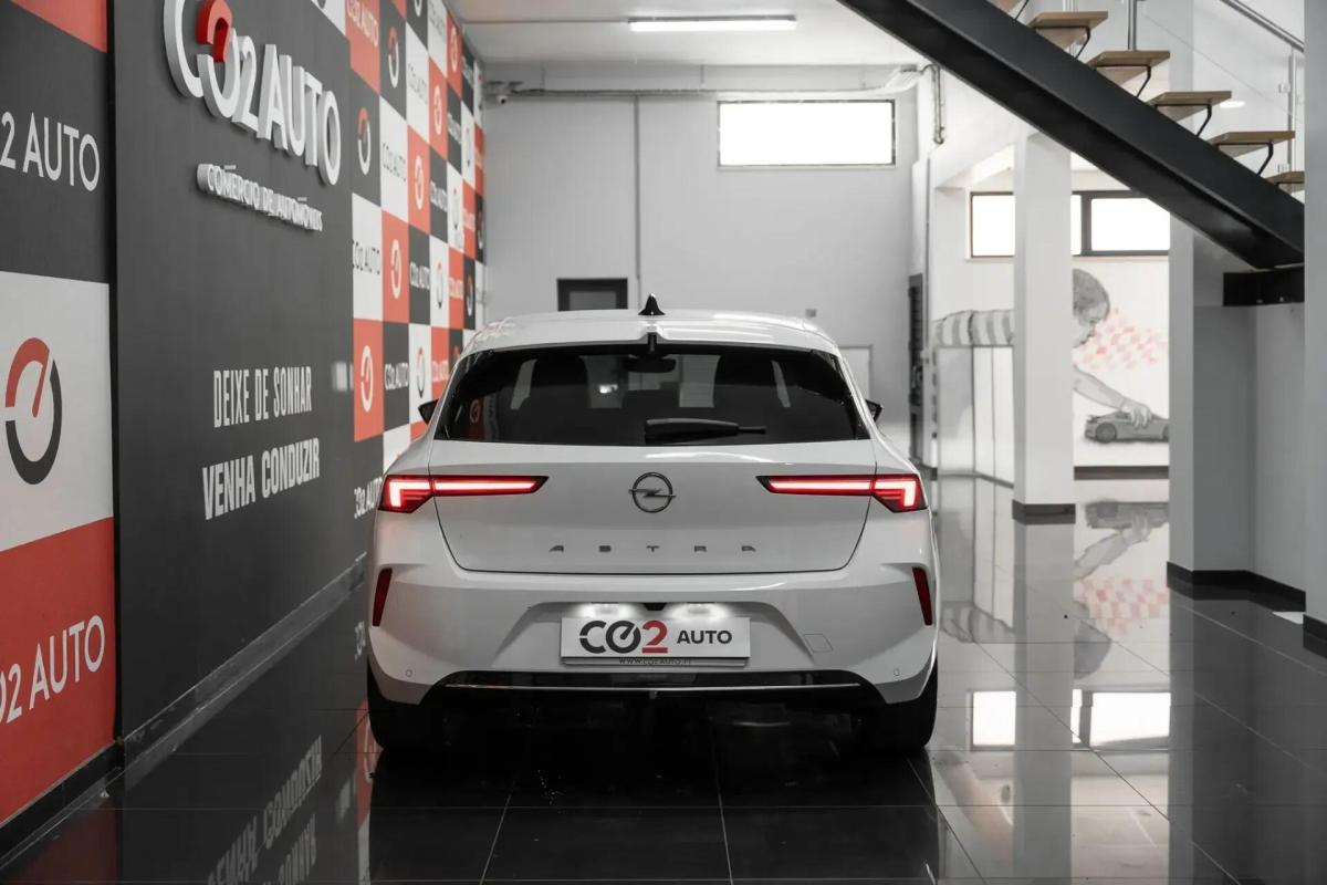 opel-astra-2023-gasolina-1199cc
