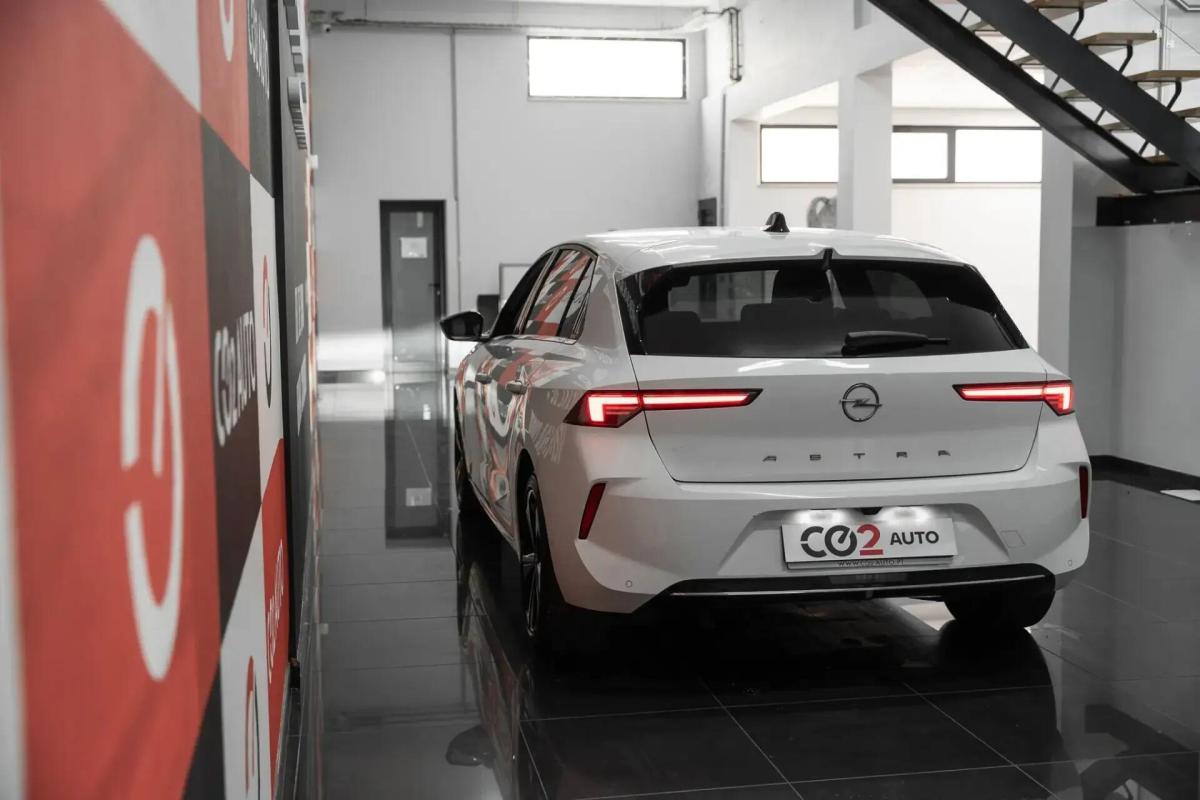 opel-astra-2023-gasolina-1199cc