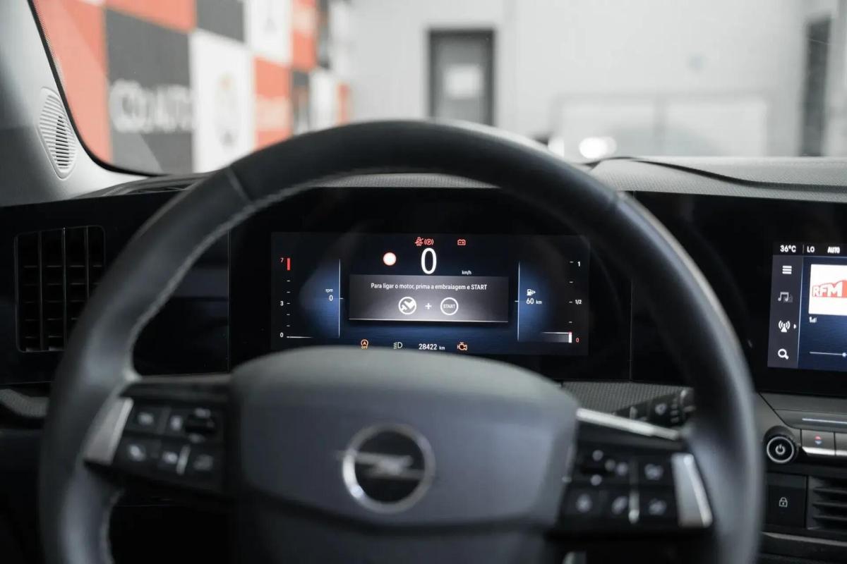 opel-astra-2023-gasolina-1199cc